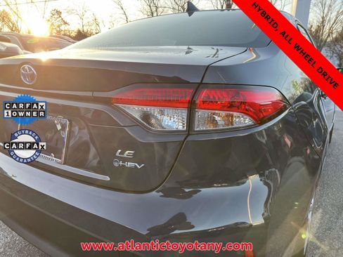 Used 2025 Toyota Corolla LE image 11