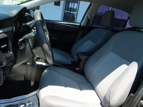 Used 2015 Toyota Corolla L FWD image 5