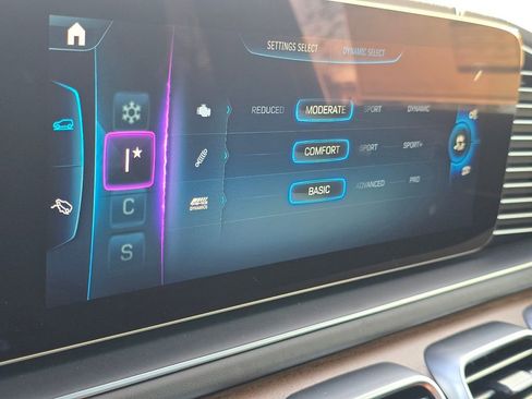 New 2026 Mercedes-Benz GLE 53 AMG 4MATIC Coupe image 35