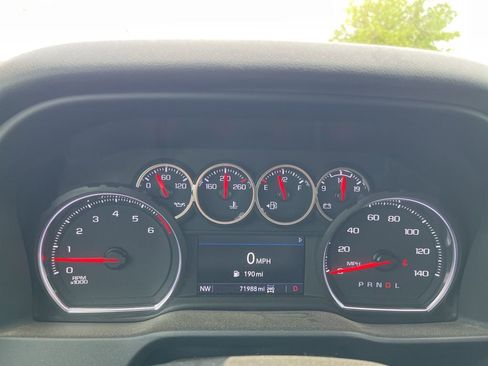 Used 2022 Chevrolet Silverado 2500 LT w/ Convenience Package image 18