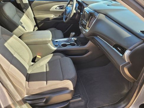 Used 2020 Chevrolet Traverse LS image 10