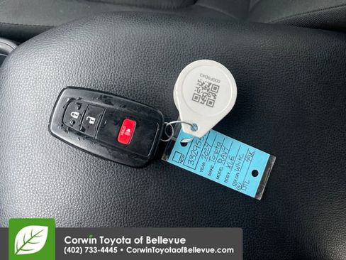 Used 2024 Toyota RAV4 XLE FWD image 16