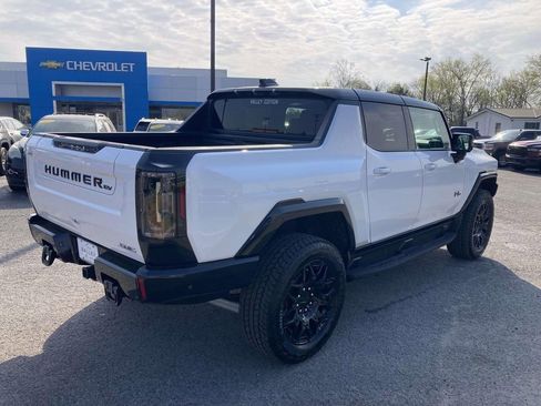 New 2026 GMC Hummer EV 4x4 Crew Cab w/ LPO, Dark Essentials Package image 4