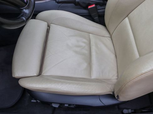 Used 2010 BMW 135i Convertible image 49