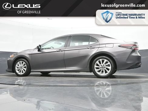 Used 2024 Toyota Camry LE w/ Convenience Package FWD image 34