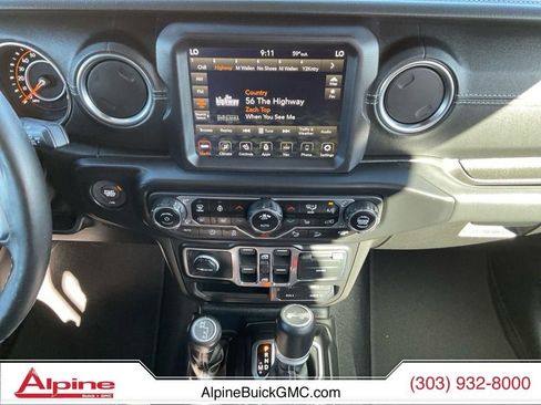 Used 2020 Jeep Wrangler Unlimited Sahara AWD/4WD image 11
