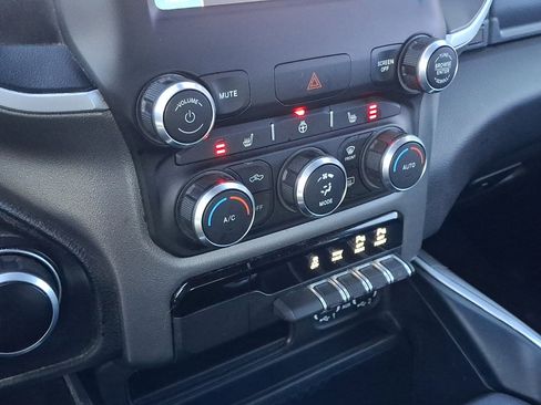 Used 2023 RAM 1500 Big Horn image 30