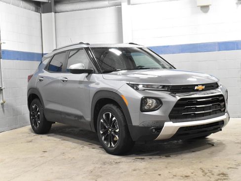 Used 2023 Chevrolet TrailBlazer LT w/ Convenience Package FWD image 31