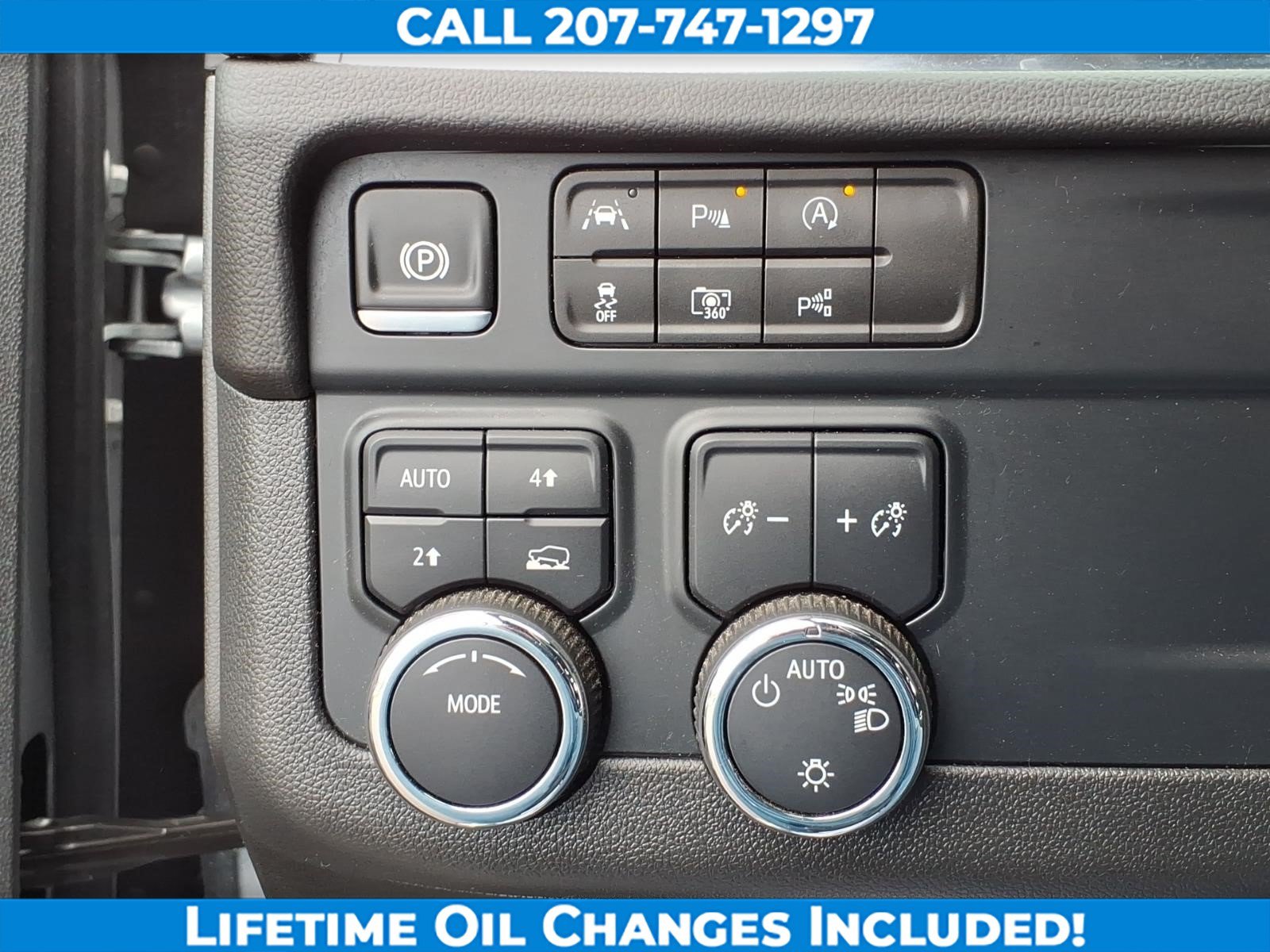 Used 2025 Chevrolet Tahoe LS AWD/4WD image 17
