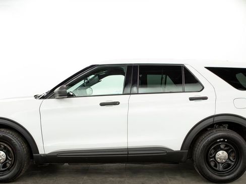 Used 2021 Ford Explorer 4WD Police Interceptor image 5