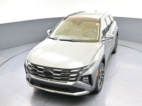 New 2026 Hyundai Tucson Limited image 43