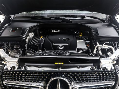 Used 2019 Mercedes-Benz GLC 300 GLC 300 4MATIC Coupe image 11