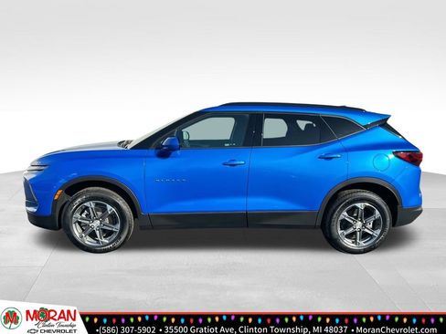 Certified 2025 Chevrolet Blazer LT w/ Convenience Package image 3