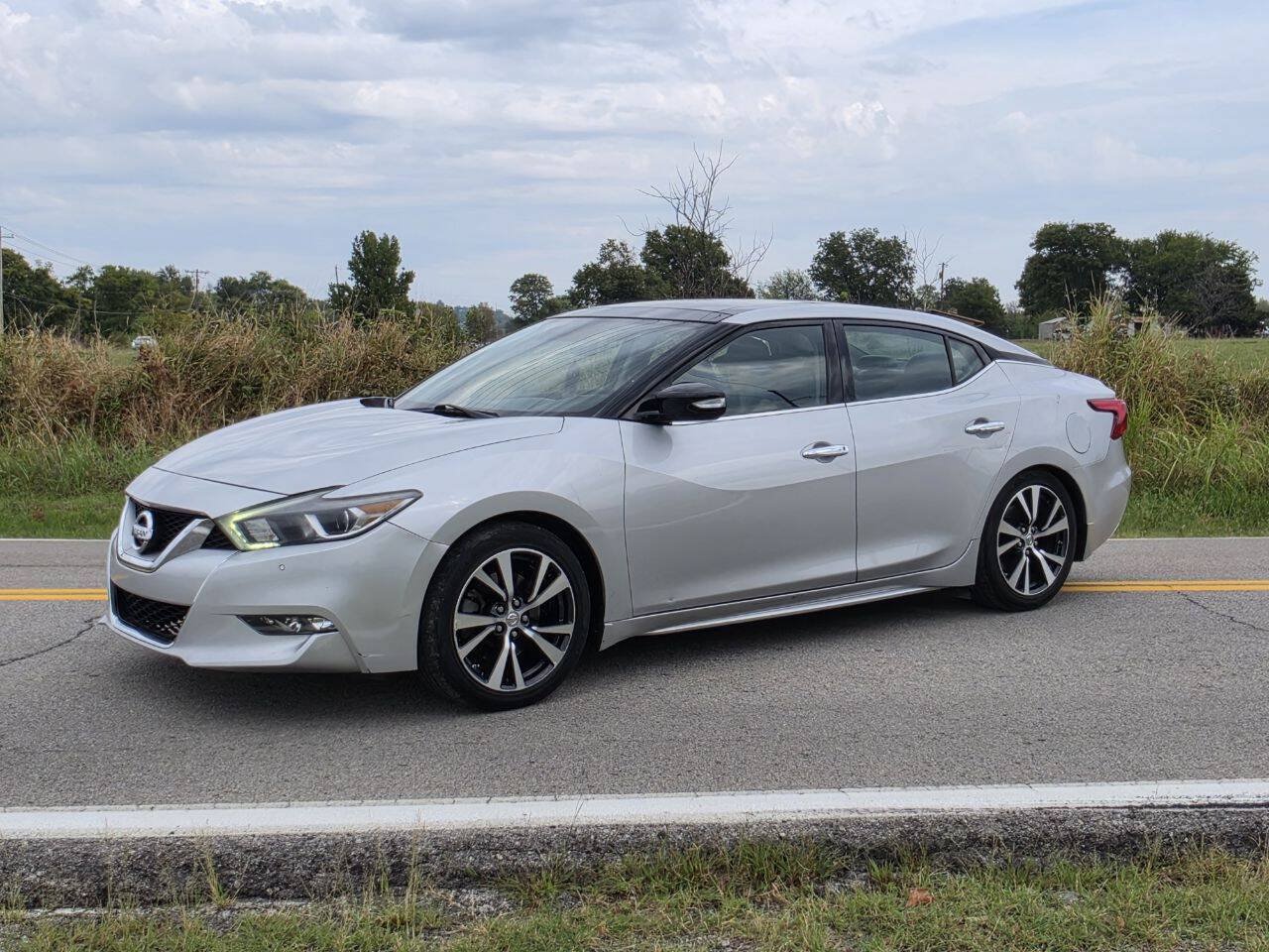 Used 2017 Nissan Maxima 3.5 SL FWD image 1