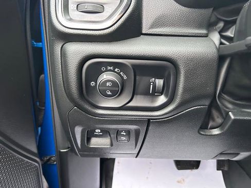 Certified 2023 RAM 1500 Big Horn image 18