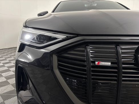 Used 2023 Audi e-tron Prestige AWD/4WD image 21