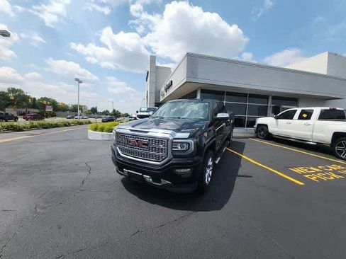 Used 2016 GMC Sierra 1500 Denali AWD/4WD image 2