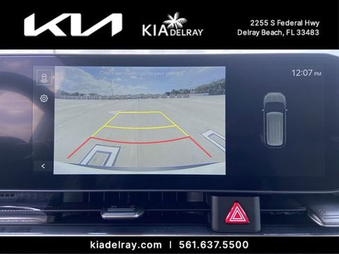 New 2026 Kia Carnival EX image 21