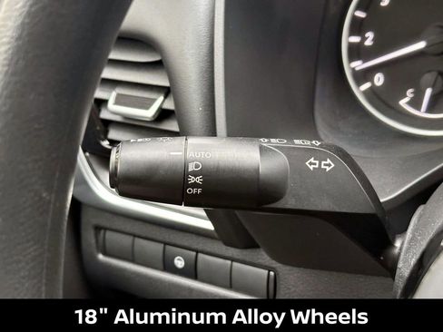 Certified 2022 Nissan Rogue SV image 27