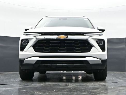 Used 2025 Chevrolet TrailBlazer LT w/ Driver Confidence Package image 36