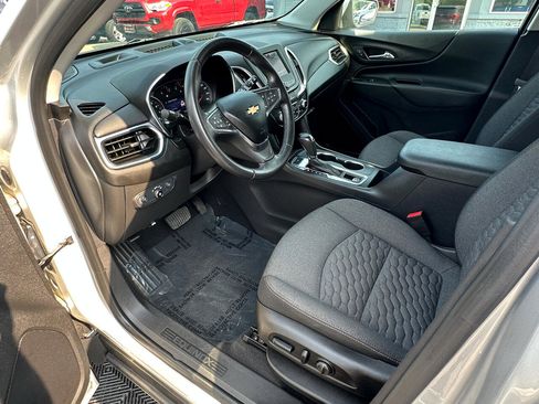 Used 2021 Chevrolet Equinox LT image 18