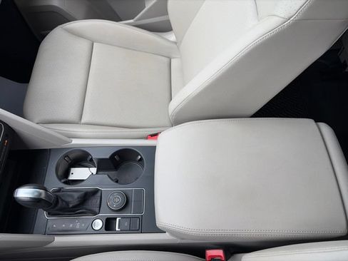 Used 2019 Volkswagen Atlas SE w/ Panoramic Sunroof Package AWD/4WD image 18