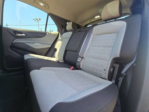Used 2022 Chevrolet Equinox LT FWD image 17