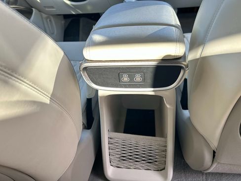 Used 2023 Genesis GV60 Performance AWD/4WD image 17