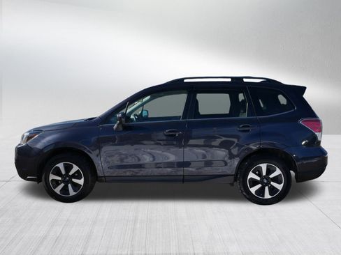 Used 2017 Subaru Forester 2.5i Limited image 4