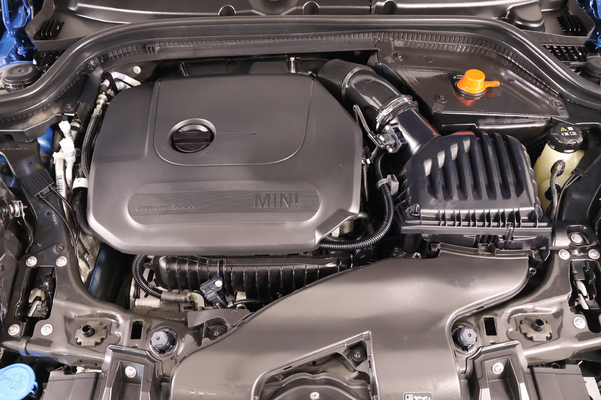 Certified 2023 MINI Cooper 2-Door Hardtop FWD image 19