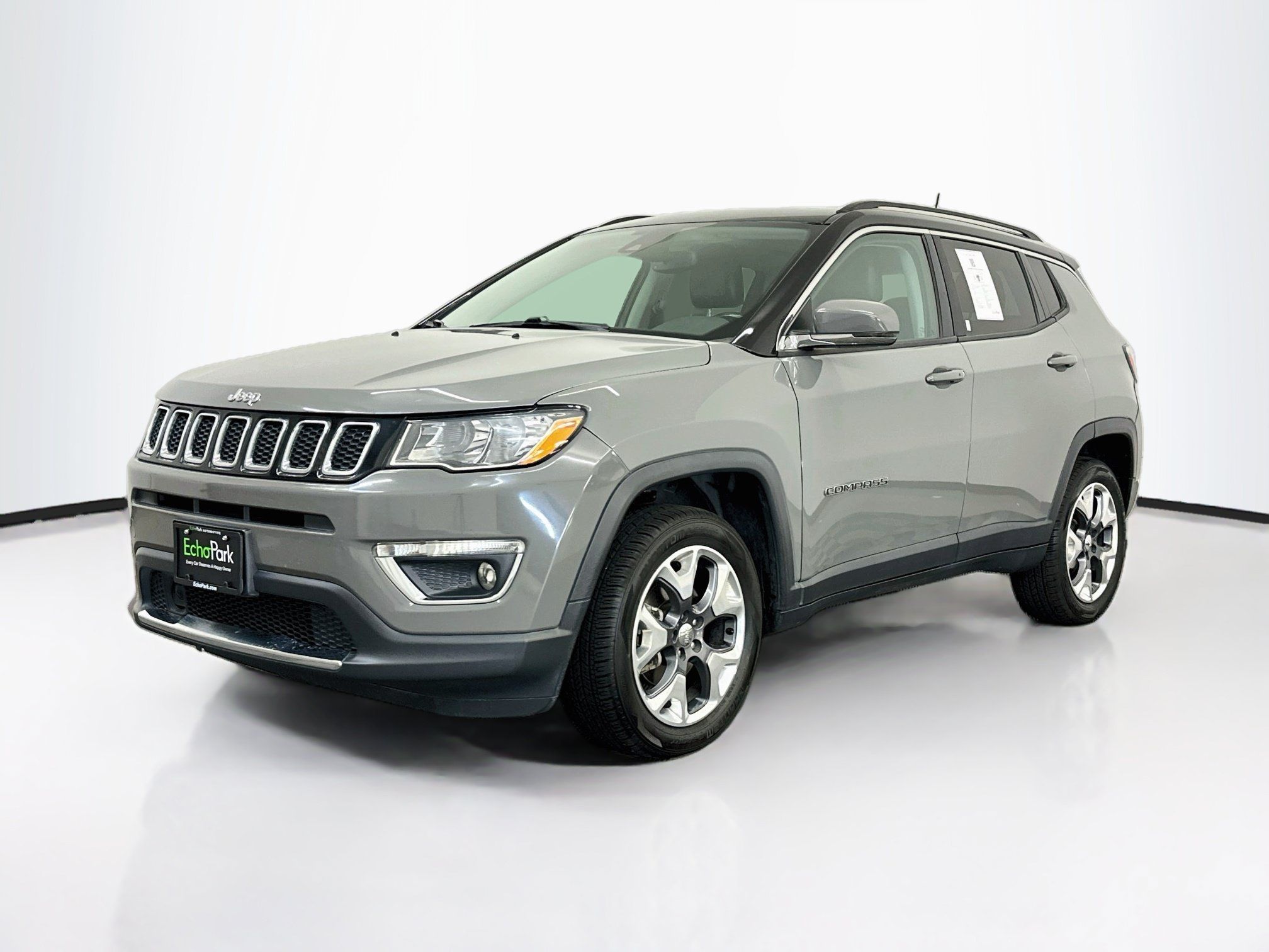Used 2021 Jeep Compass Limited w/ Sun and Sound Group AWD/4WD image 3