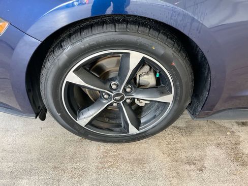 Used 2019 Ford Mustang Coupe image 10