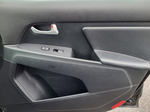 Used 2015 Kia Sportage EX image 17