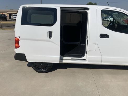 Used 2015 Chevrolet City Express LS FWD image 15