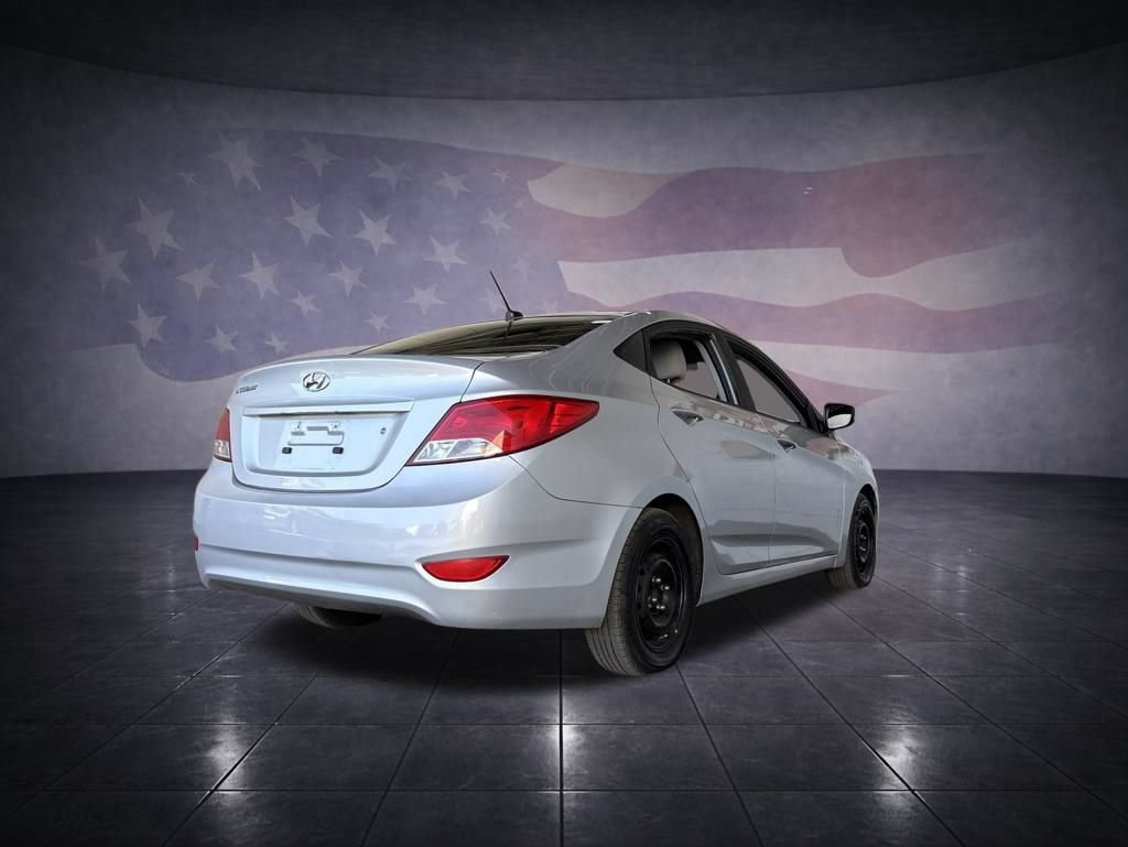 Used 2017 Hyundai Accent SE FWD image 2