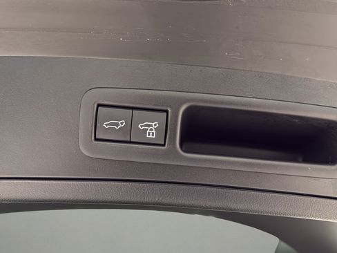 Used 2025 Lexus UX 300h AWD w/ Accessory Package (Z1) image 19