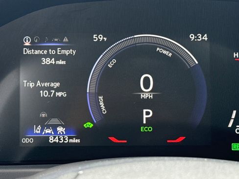 Certified 2025 Lexus UX 300h FWD w/ Accessory Package (Z2) image 34