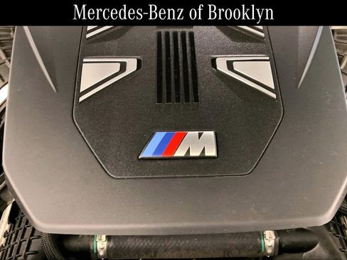 Used 2024 BMW X7 M60i w/ Executive Package image 33