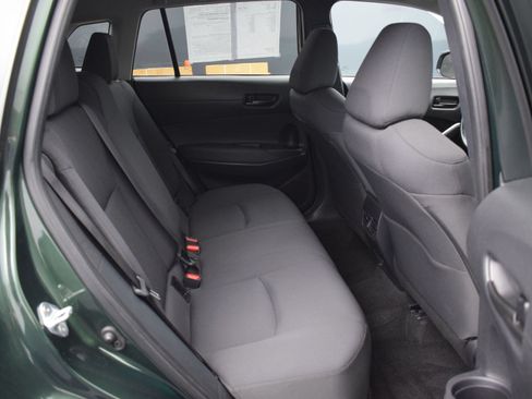 Used 2023 Toyota Corolla Cross LE FWD image 11