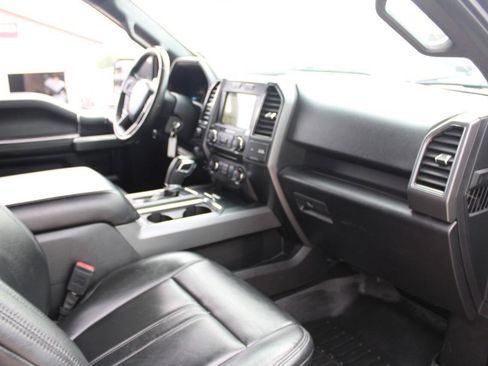 Used 2018 Ford F150 XLT w/ Equipment Group 302A Luxury AWD/4WD image 13
