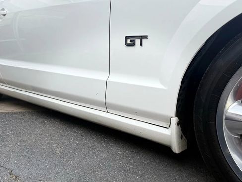 Used 2006 Ford Mustang GT Premium image 40