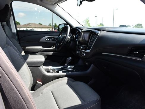 Used 2020 Chevrolet Traverse LT FWD image 31