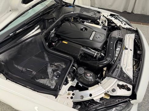 Used 2017 Mercedes-Benz C 300 4MATIC Sedan image 24