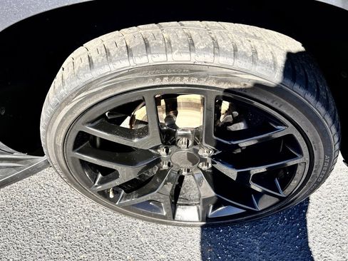 Used 2021 Chevrolet Tahoe LT image 38