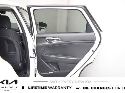 New 2026 Kia Sportage S image 13