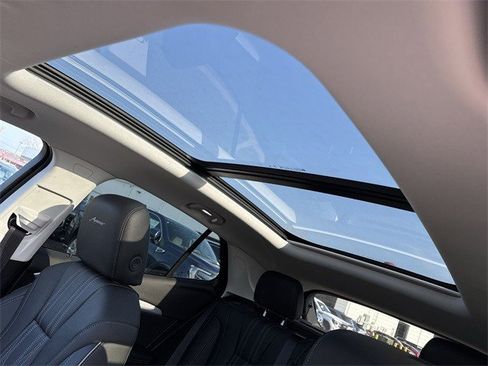 New 2026 Buick Envision Avenir image 22