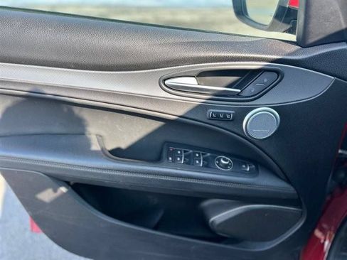 Used 2018 Alfa Romeo Stelvio Ti Sport AWD/4WD image 20