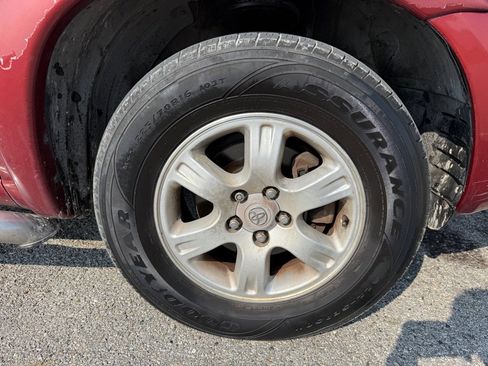 Used 2002 Toyota Highlander Limited image 18