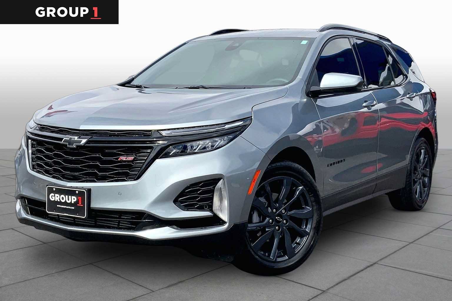 Used 2024 Chevrolet Equinox RS FWD image 1