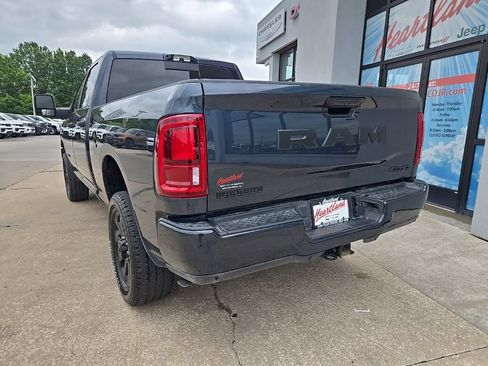 Used 2026 RAM 2500 Big Horn AWD/4WD image 8